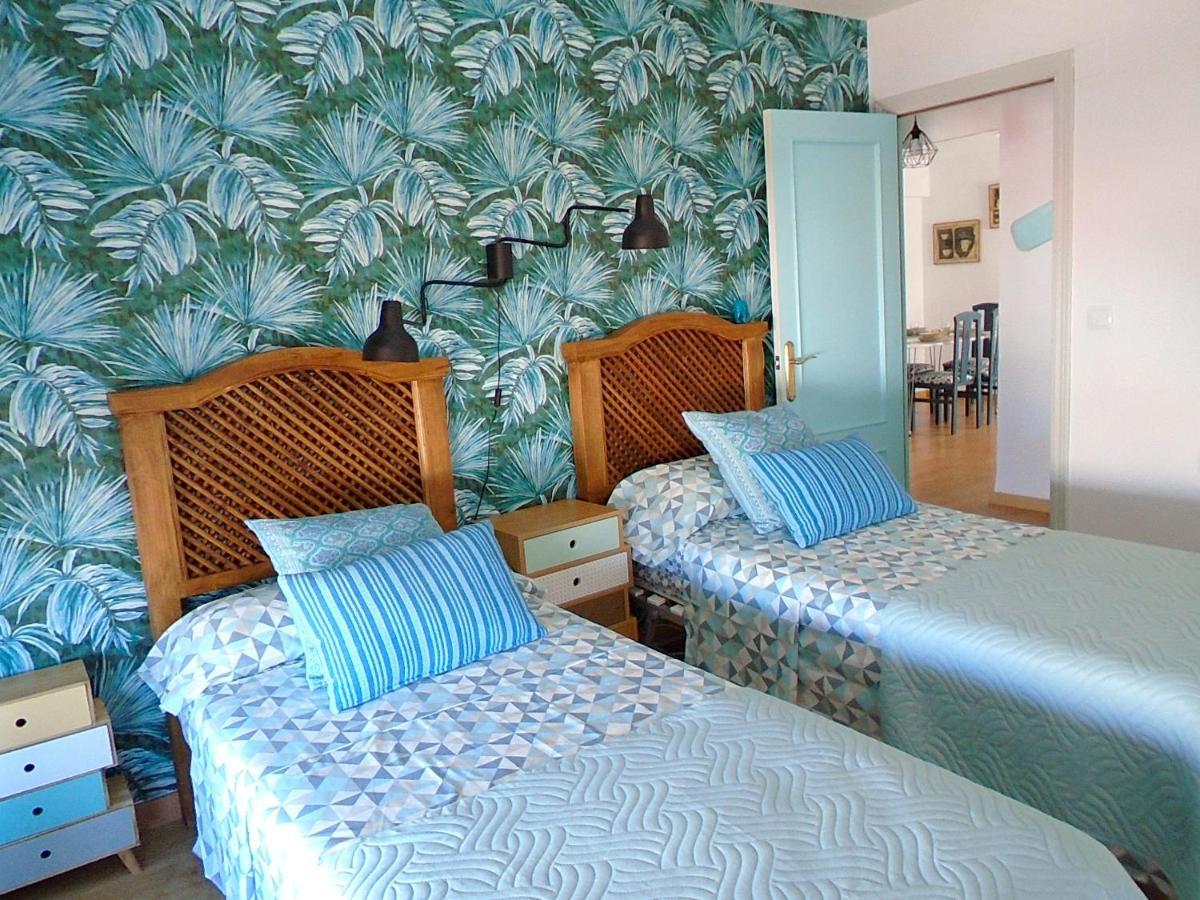 Apartamento Grao Playa Gandia capacidad 6-7 personas Invitamos a los jóvenes! 5to sin ascensor Exterior foto