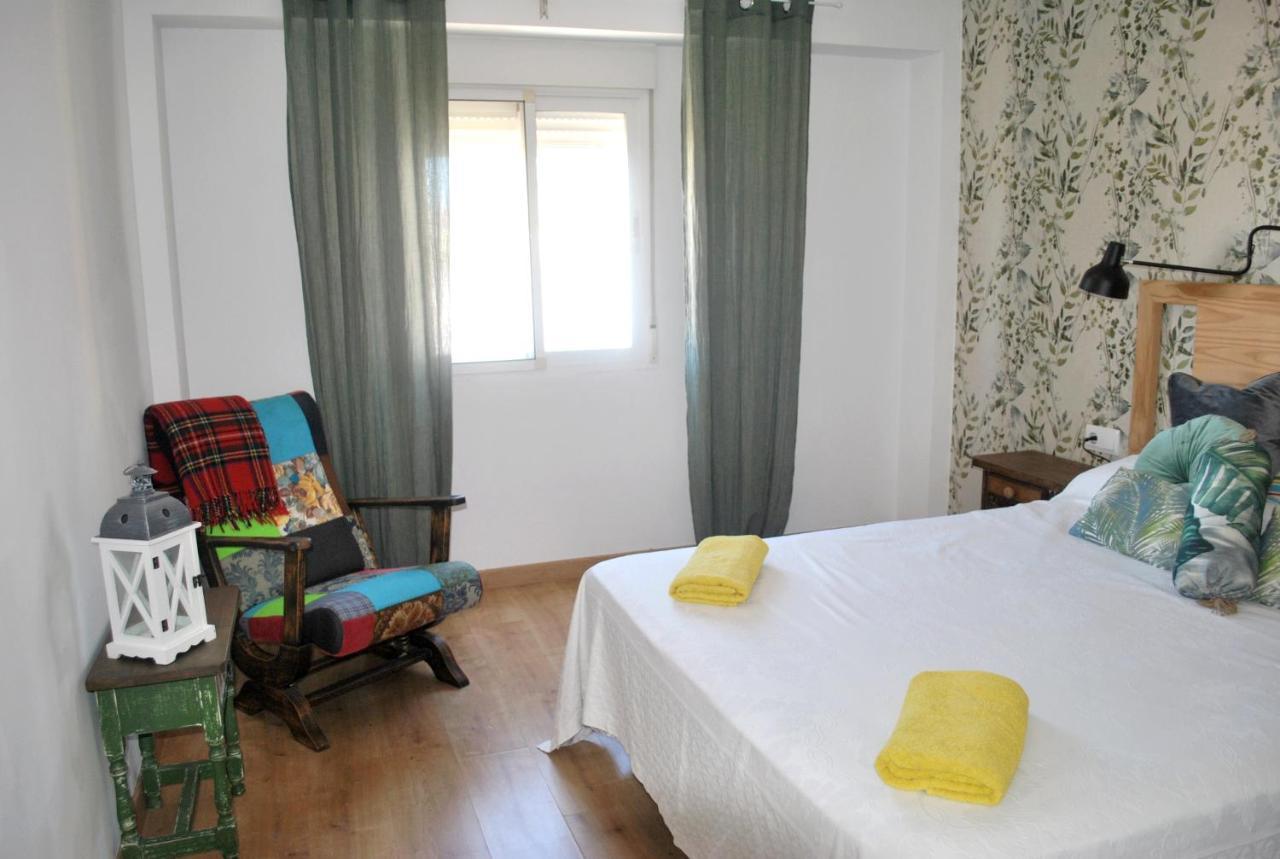 Apartamento Grao Playa Gandia capacidad 6-7 personas Invitamos a los jóvenes! 5to sin ascensor Exterior foto