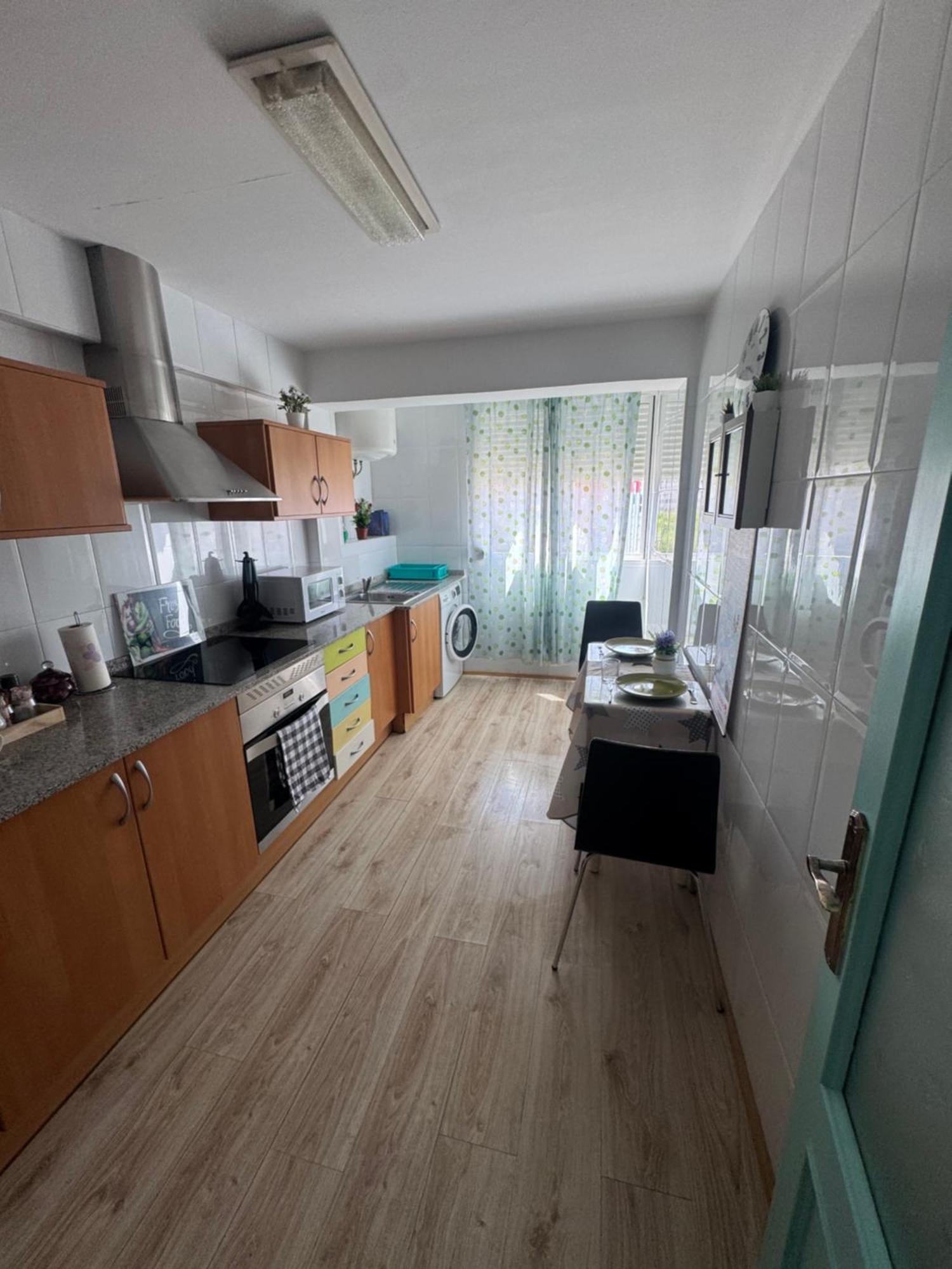 Apartamento Grao Playa Gandia capacidad 6-7 personas Invitamos a los jóvenes! 5to sin ascensor Exterior foto